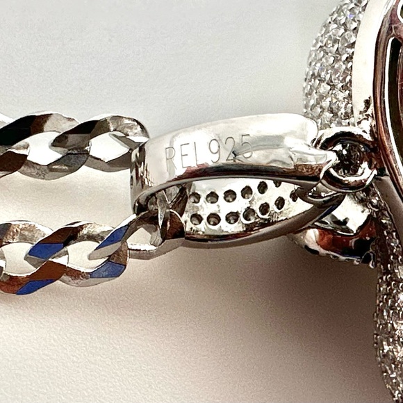 Iced Out 925 Solid Sterling Silver Round Cut 3D Snoopy Pendant Necklace - Picture 5 of 9